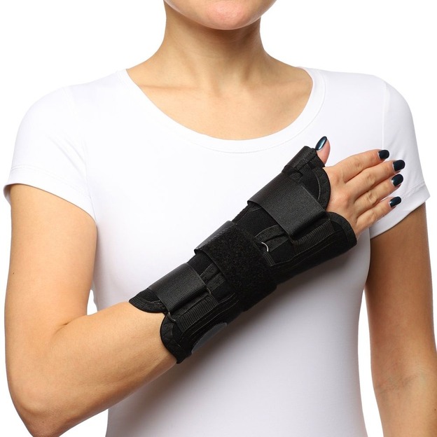 Бандаж для лучезапястного сустава F-206, левый